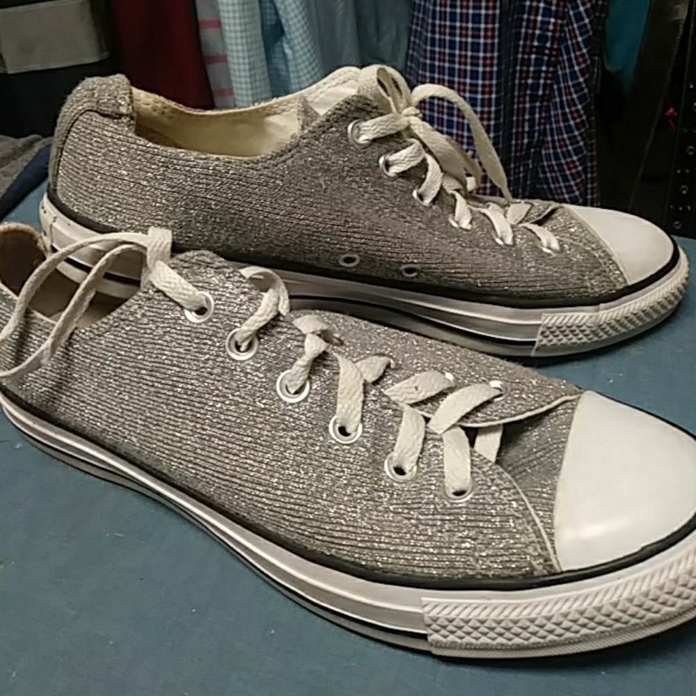 Glitter converse